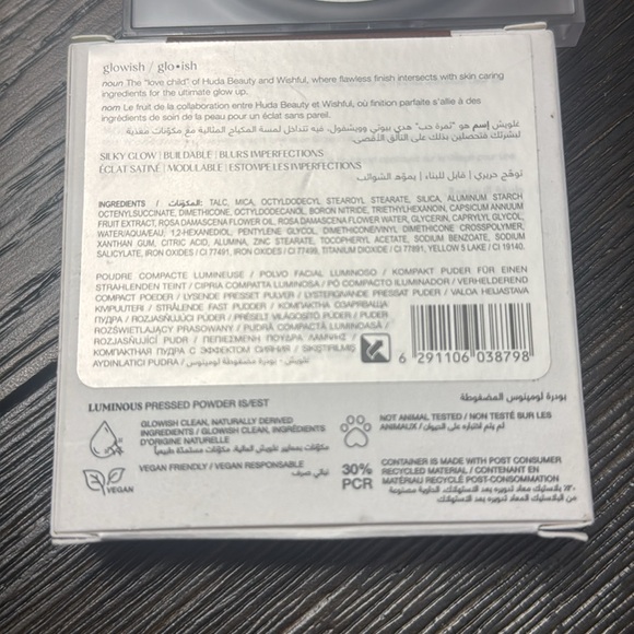 New HUDA BEAUTY GLOWISH Luminous Pressed Powder Shade 12 Rich - Picture 5 of 5